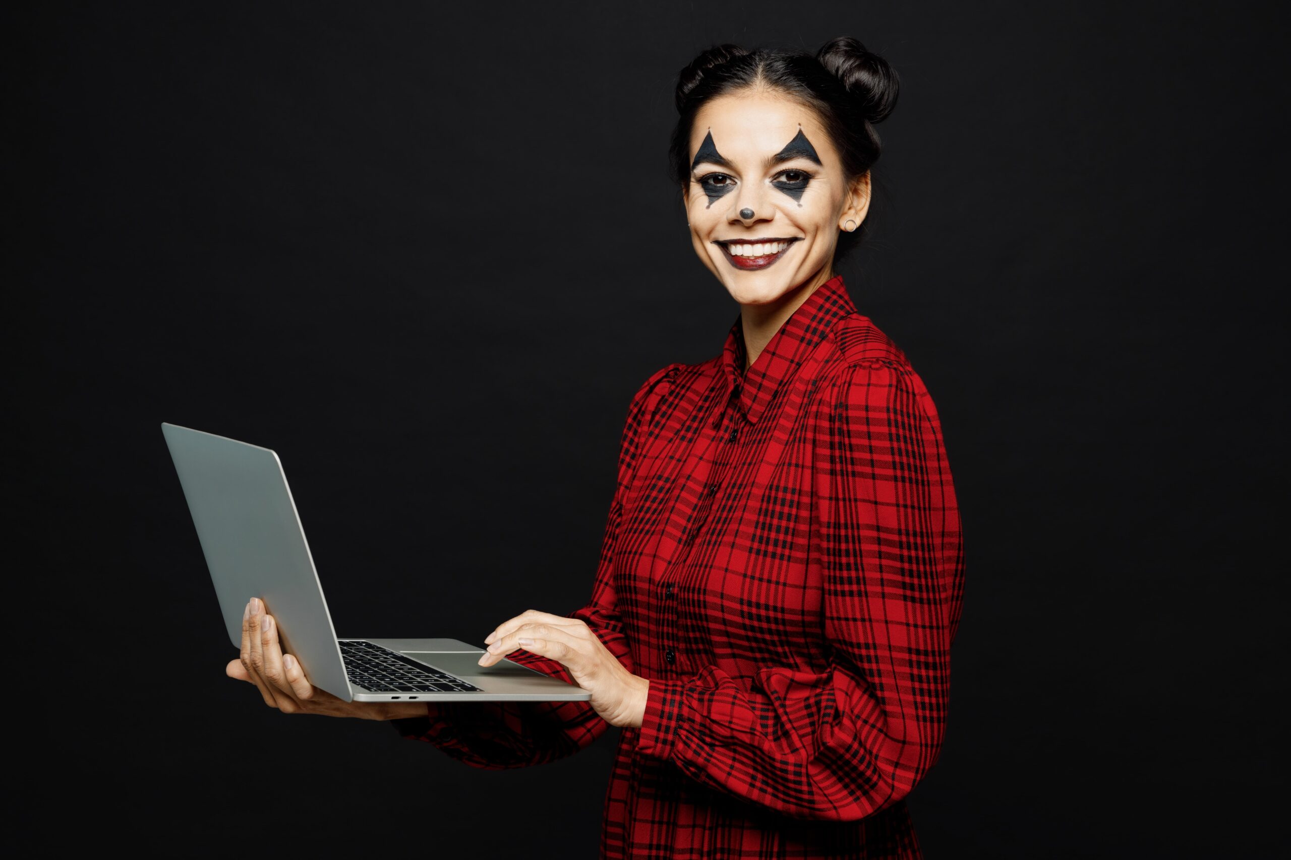 Don’t Get Tricked: Join Our Free Cybersecurity Webinar This Halloween 🎃
